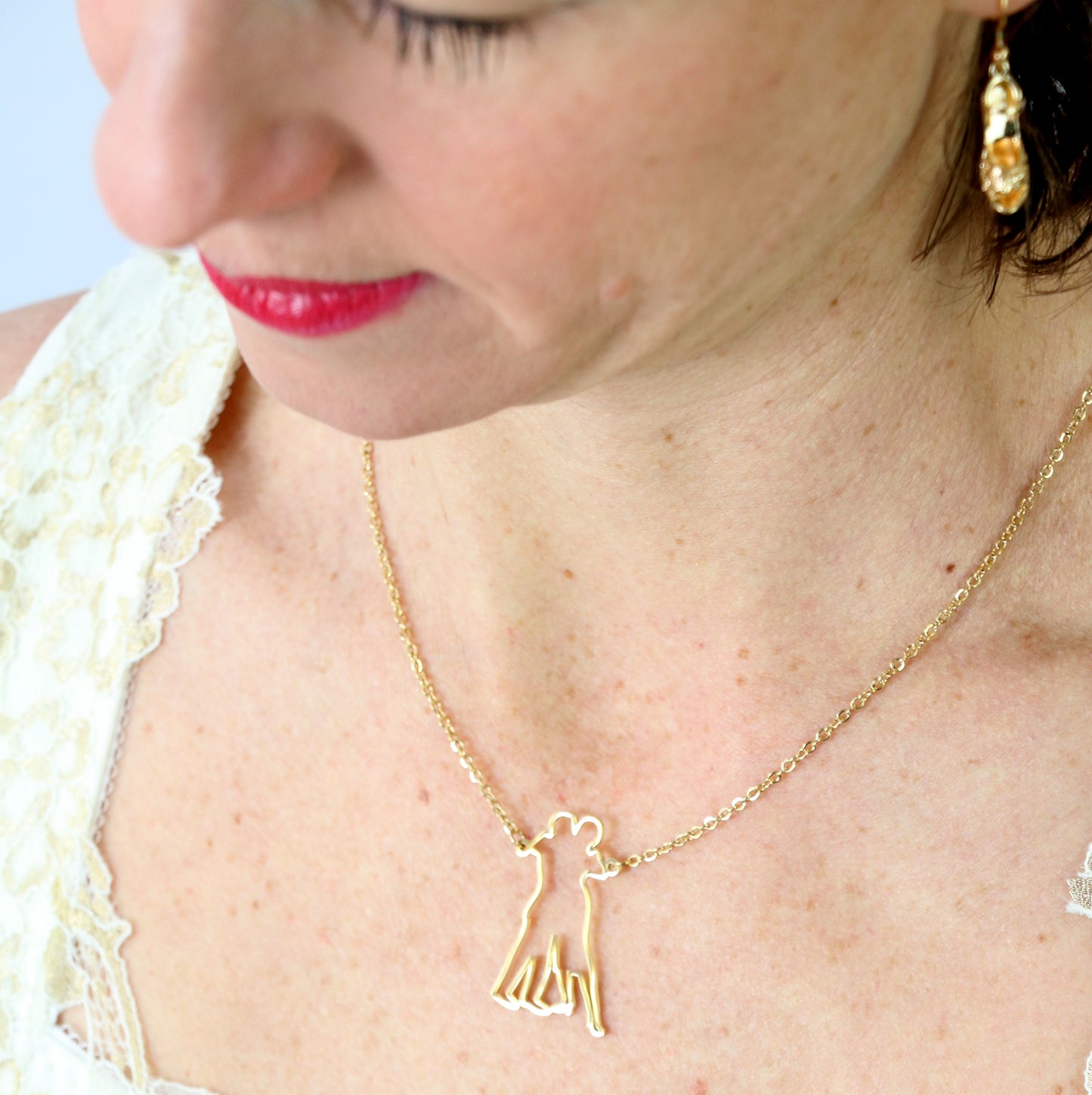 Figure 3 silhouette tango dancers necklace - gold