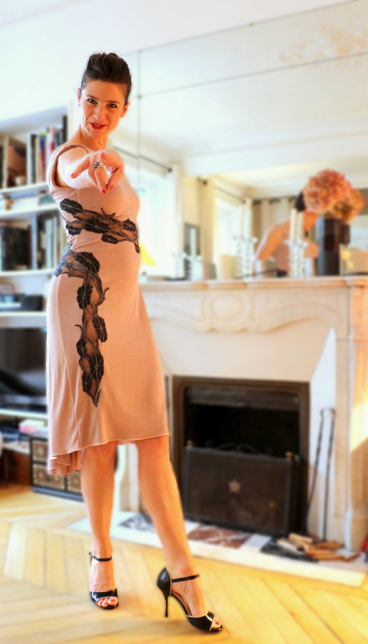 Flor Cuir Noir Liseré Beige talons 9cm