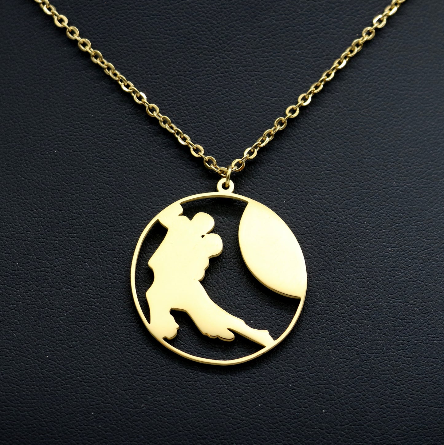 Tango dancers pendant figure1 - gold