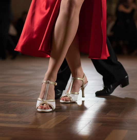 Salomé blanc contraste doré talons 7cm