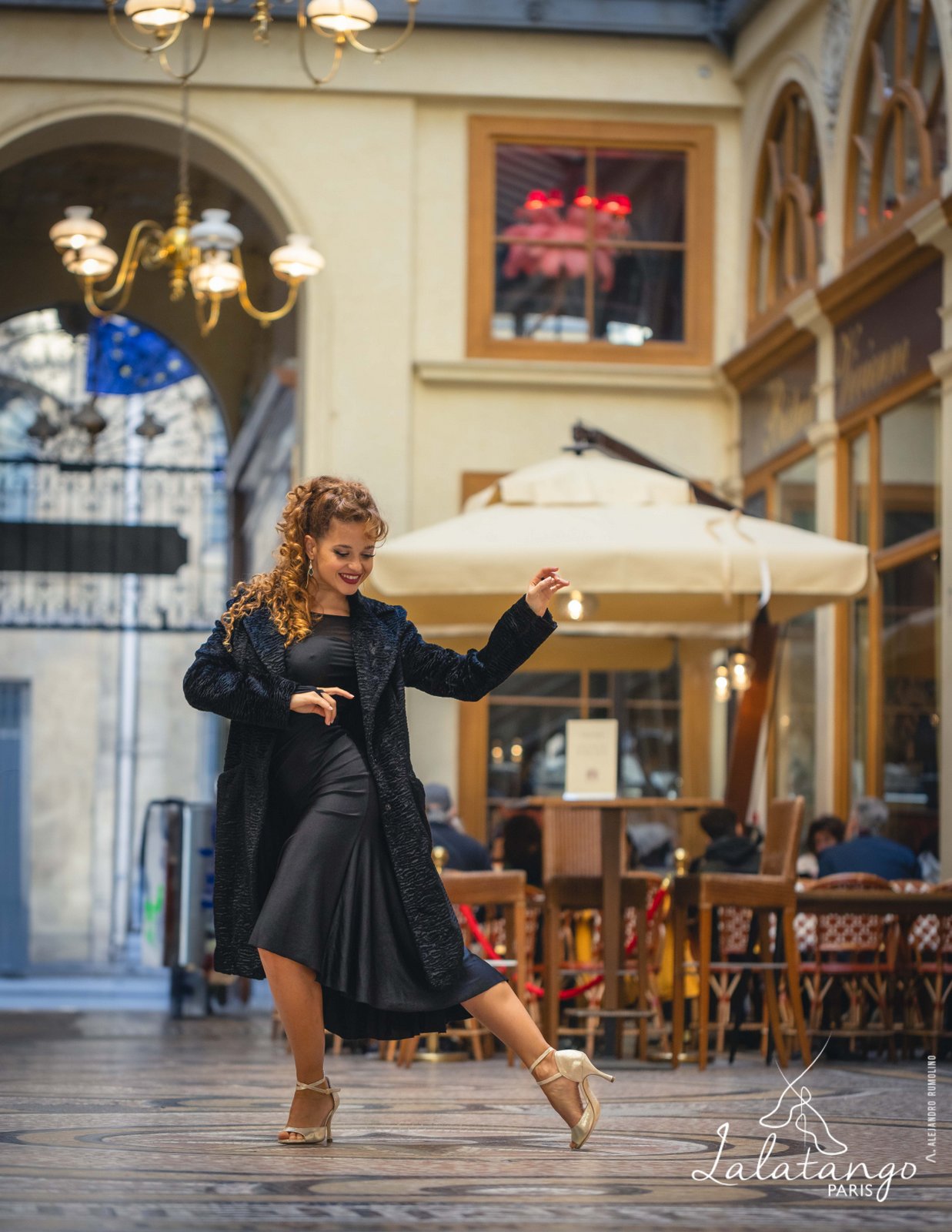 Picaflor Champagne Doré façon serpent talons 8cm