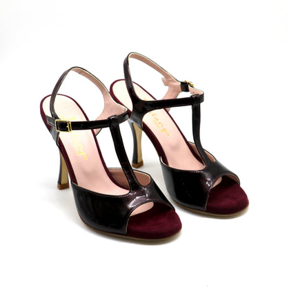 Simple aubergine varnish 9cm heels