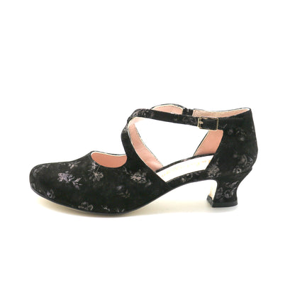 Niña closed toe 4cm heels