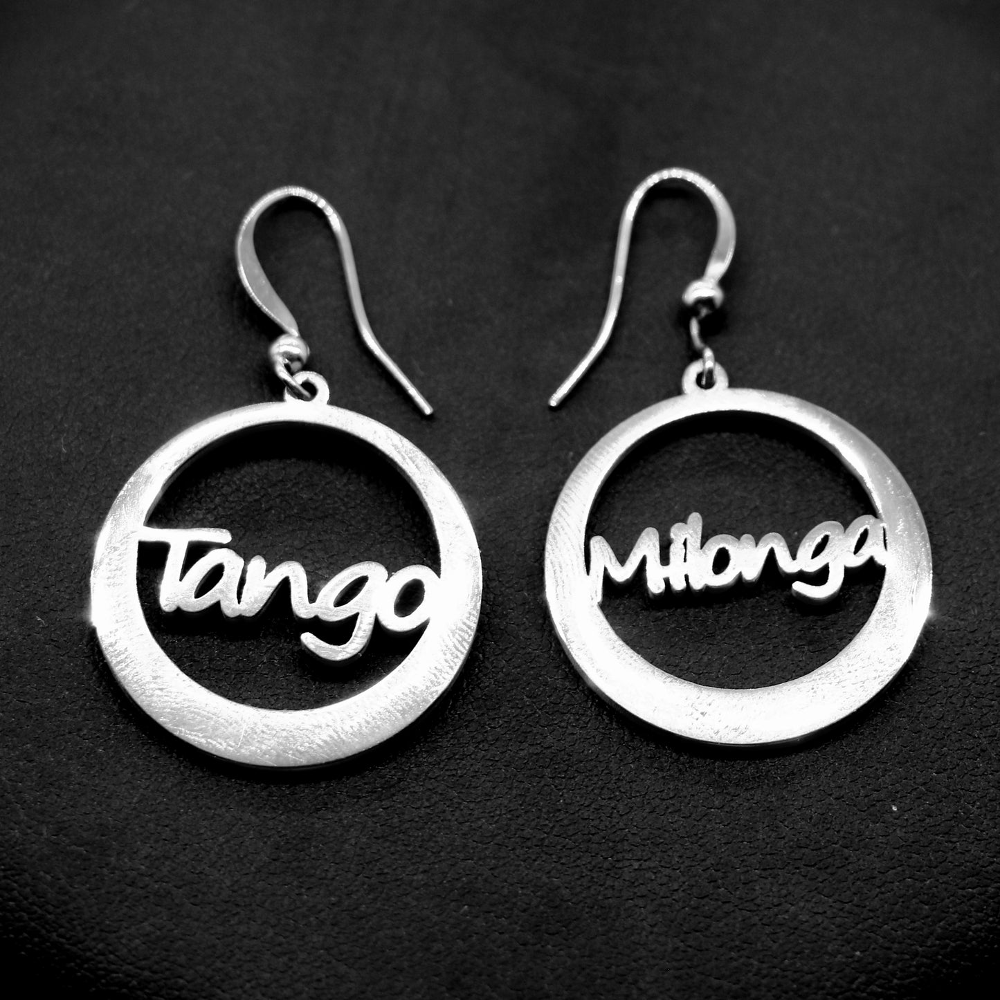 Tango and Milonga hoop earrings - silver